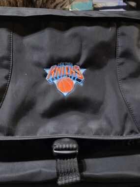 New York Knicks Black Messenger/Laptop Bag Embroidered Logo Vintage